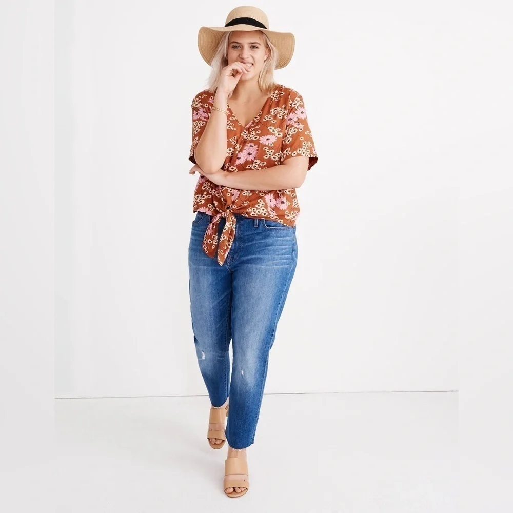 MADEWELL Novel Tie-Front Top In Hillside Daises - Picture 3 of 5